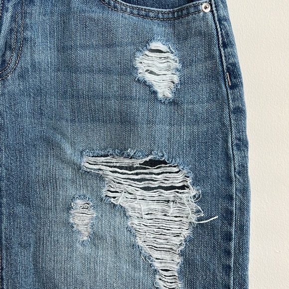 Forever, 21 denim mini skirt - Picture 3 of 6